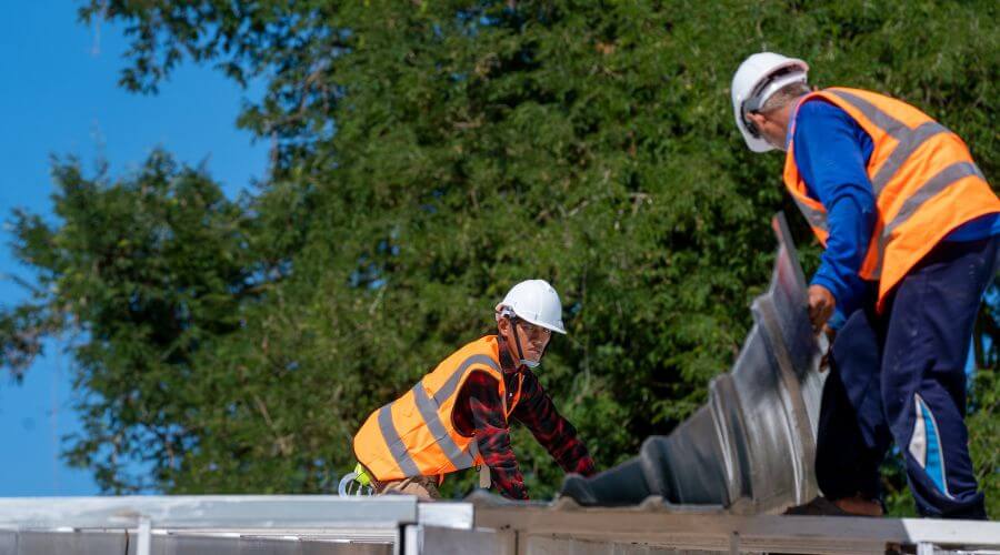 Expert Emergency Roof Repairs services in Pflugerville, TX